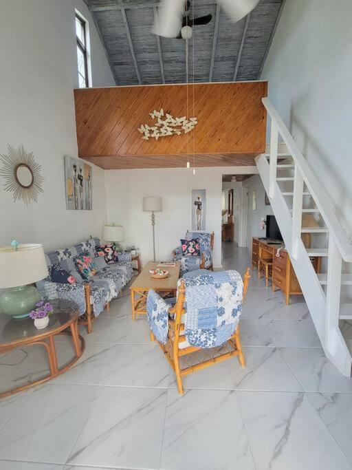 Appartamento 24 Maple Gardens Bridgetown Esterno foto